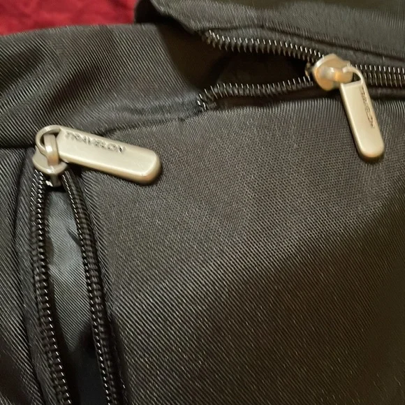 Travelon- RFID Anti theft travel bag - Picture 10 of 14